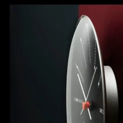 Arne Jacobsen vægur Bankers 29 cm