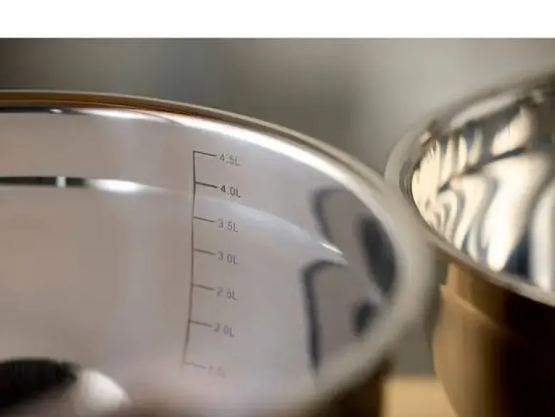 Blomsterbergs Røreskål m. silikonebund 5 liter Latte