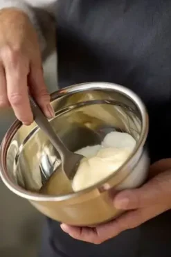 Blomsterbergs Røreskål m. silikonebund 1,5 liter Latte