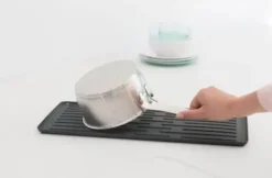 Brabantia lille opvaskestativ m. bakke - mørk grå