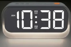 Conzept LED vækkeur med dual alarm og lys