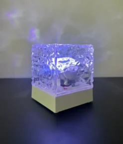Conzept vandfald LED lampe med farveskift og fjernbetjening