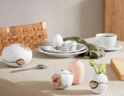Hammershøi Poppy Vase miniature hvid m. deko 3 stk