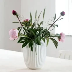 Hammershøi Vase Hvid mellem