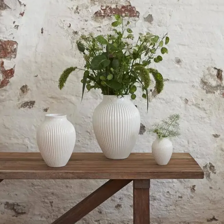 Knabstrup Vase med riller 20 cm hvid