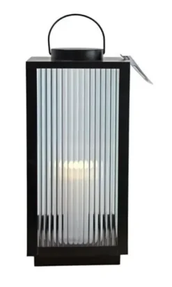 Lanterne med riflet glas og LED bloklys H48 cm.