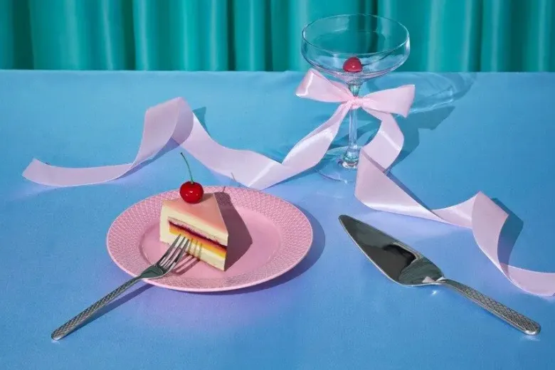 Lyngby Porcelæn Rhombe kagespade stål 25,5 cm