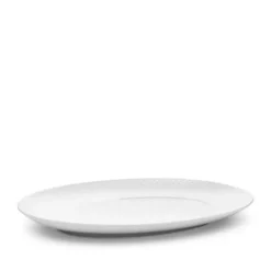 Lyngby Porcelæn Rhombe Ovalt serveringsfad 35x26,5 cm hvid