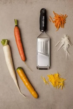 Microplane Julienne slicer
