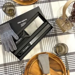 Microplane Rivejern Gavesæt - Premium Zester + Gourmet Slicer + Skæreresistent handske