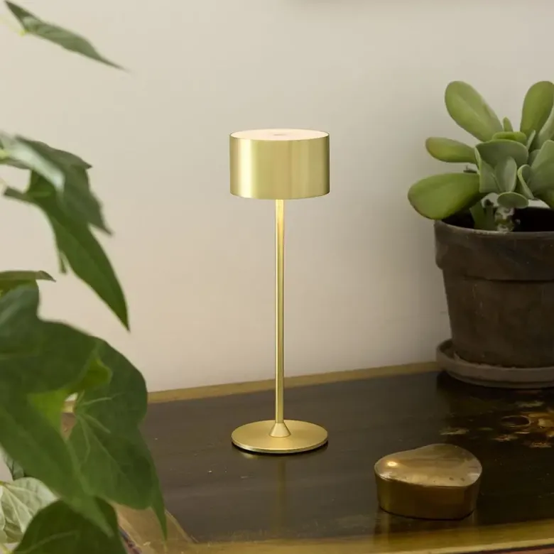 Nielsen Light Bistro Genopladelig Bordlampe Børstet messing