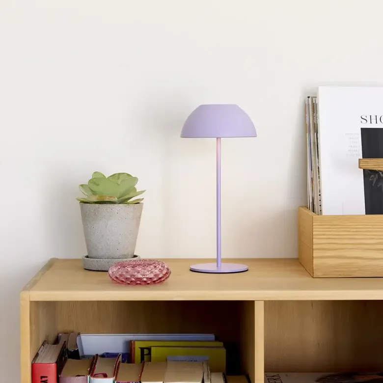 Nielsen Light Luna Genopladelig Bordlampe Støvet lilla