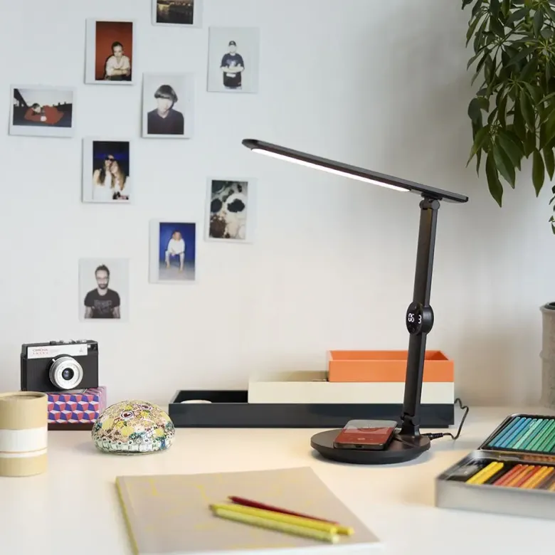 Nielsen Light Opus LED skrivebordslampe sort