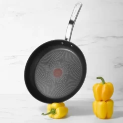 Tefal Intuition stegepande 24 cm i rustfrit stål med belægning