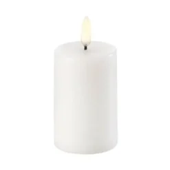 UYUNI LED Pillar Bloklys m. 3D flamme Ø5x8 cm (Nordic White)