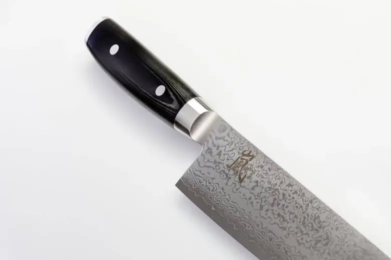Yaxell RAN Kiritsukekniv 20 cm