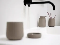 Zone Denmark Nova One Sæbedispenser 0,25 liter Taupe